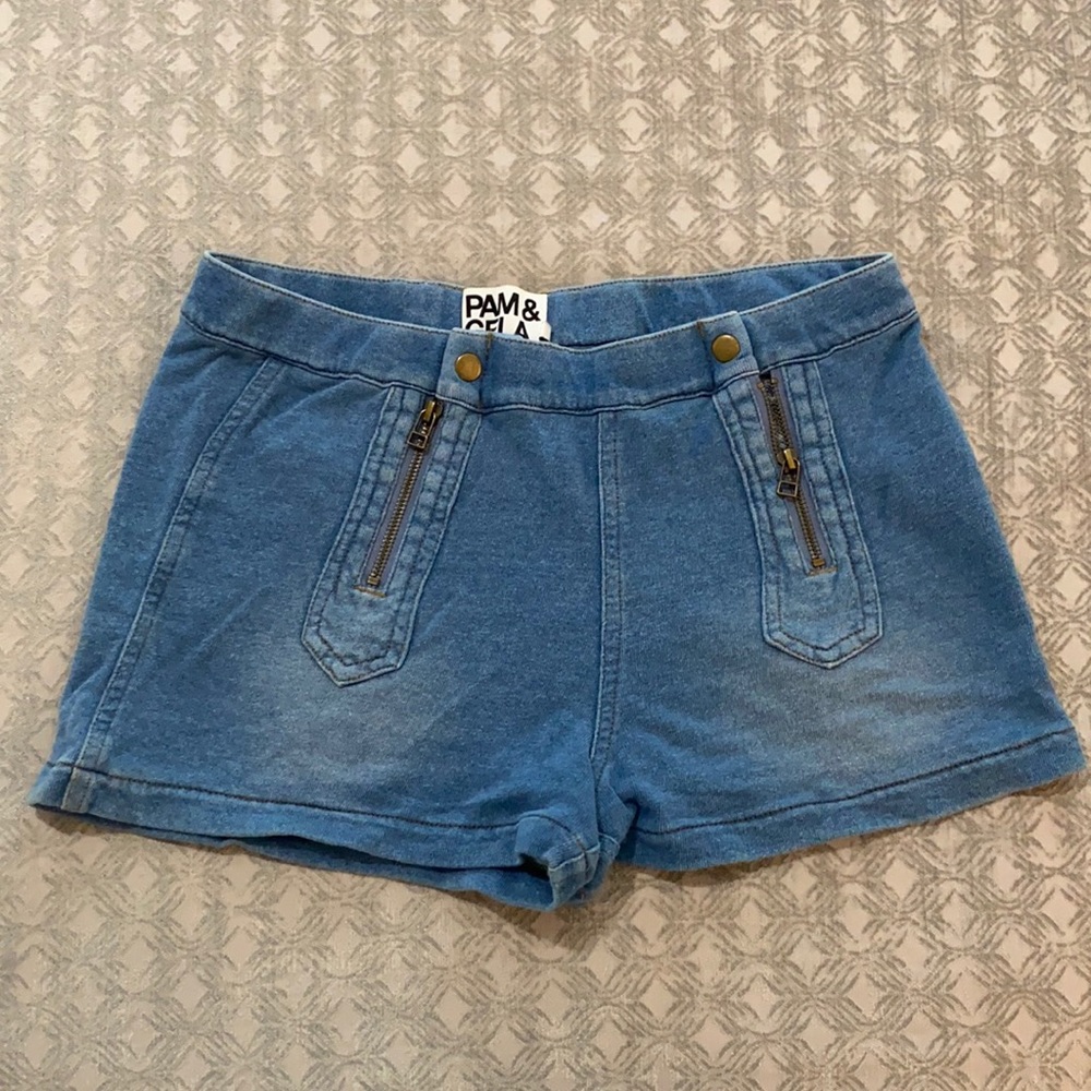 Pam & Gela Jean shorts with zipper front details